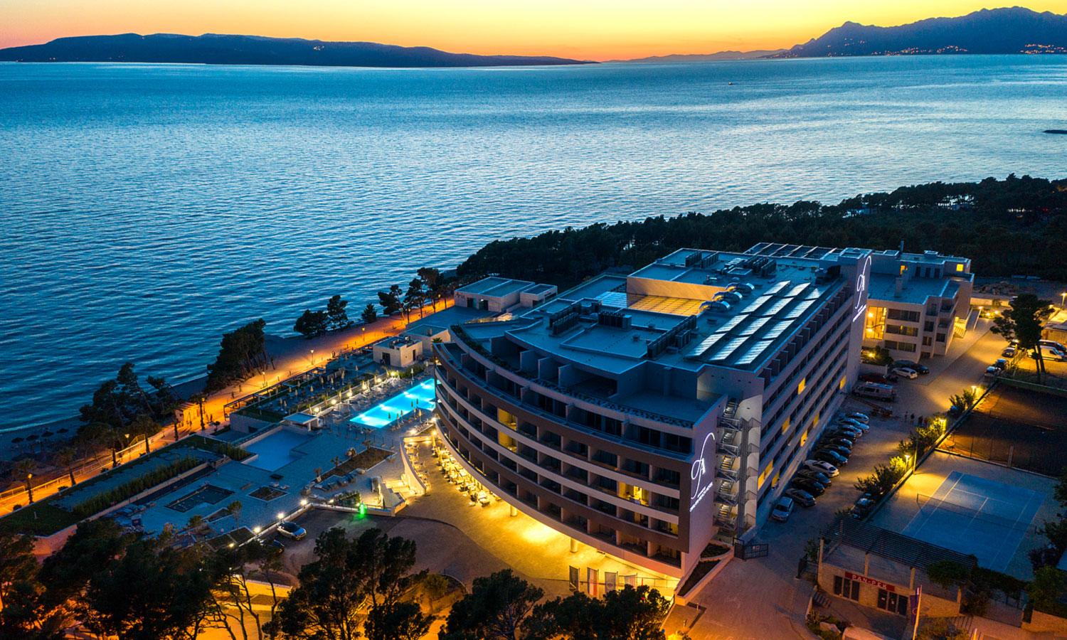 Aminess Khalani Hotel Makarska Exterior photo