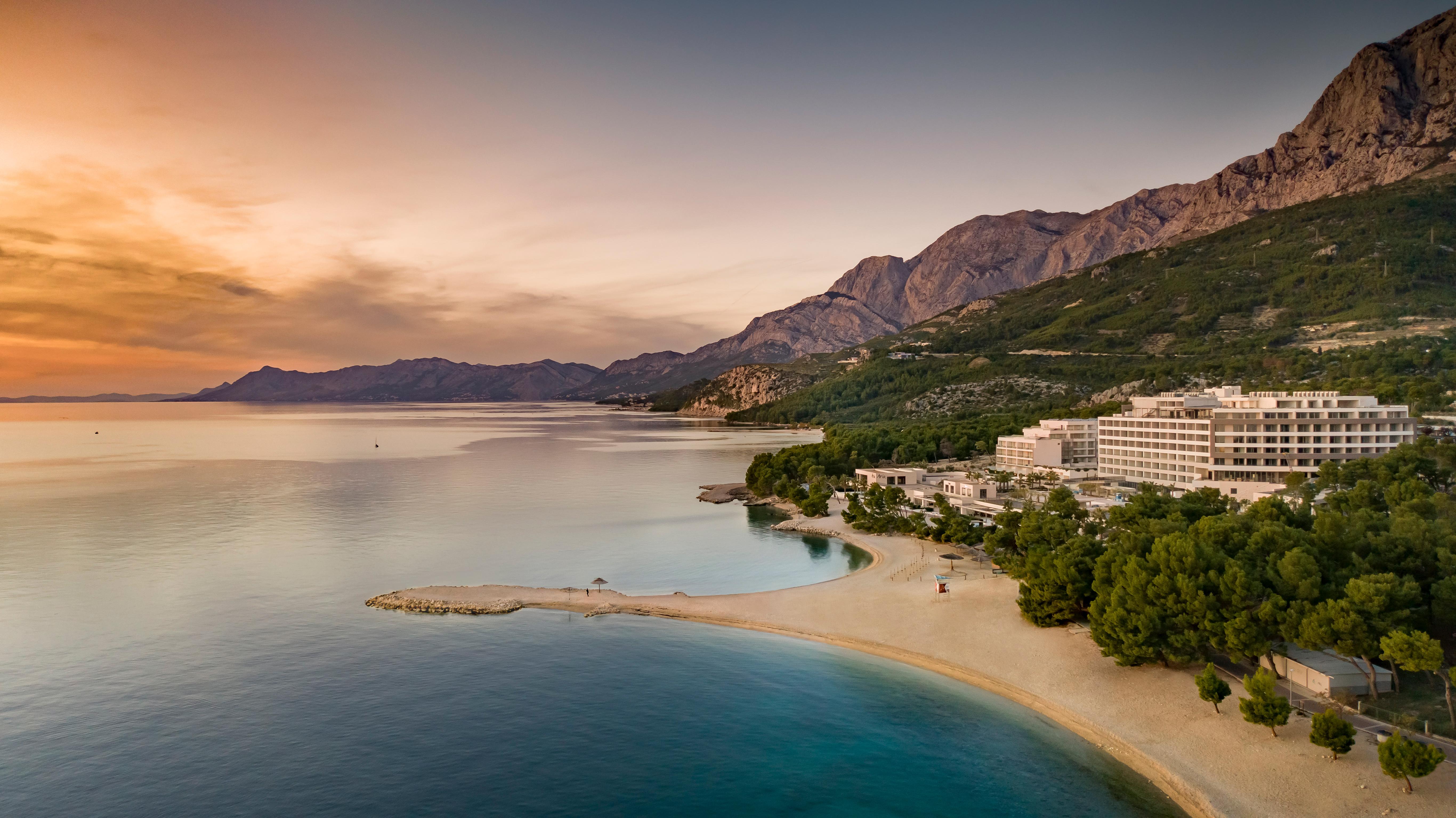 Aminess Khalani Hotel Makarska Exterior photo